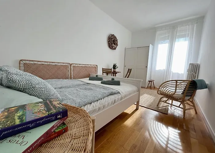 Macrame Home Apartment - With Cooling Ac